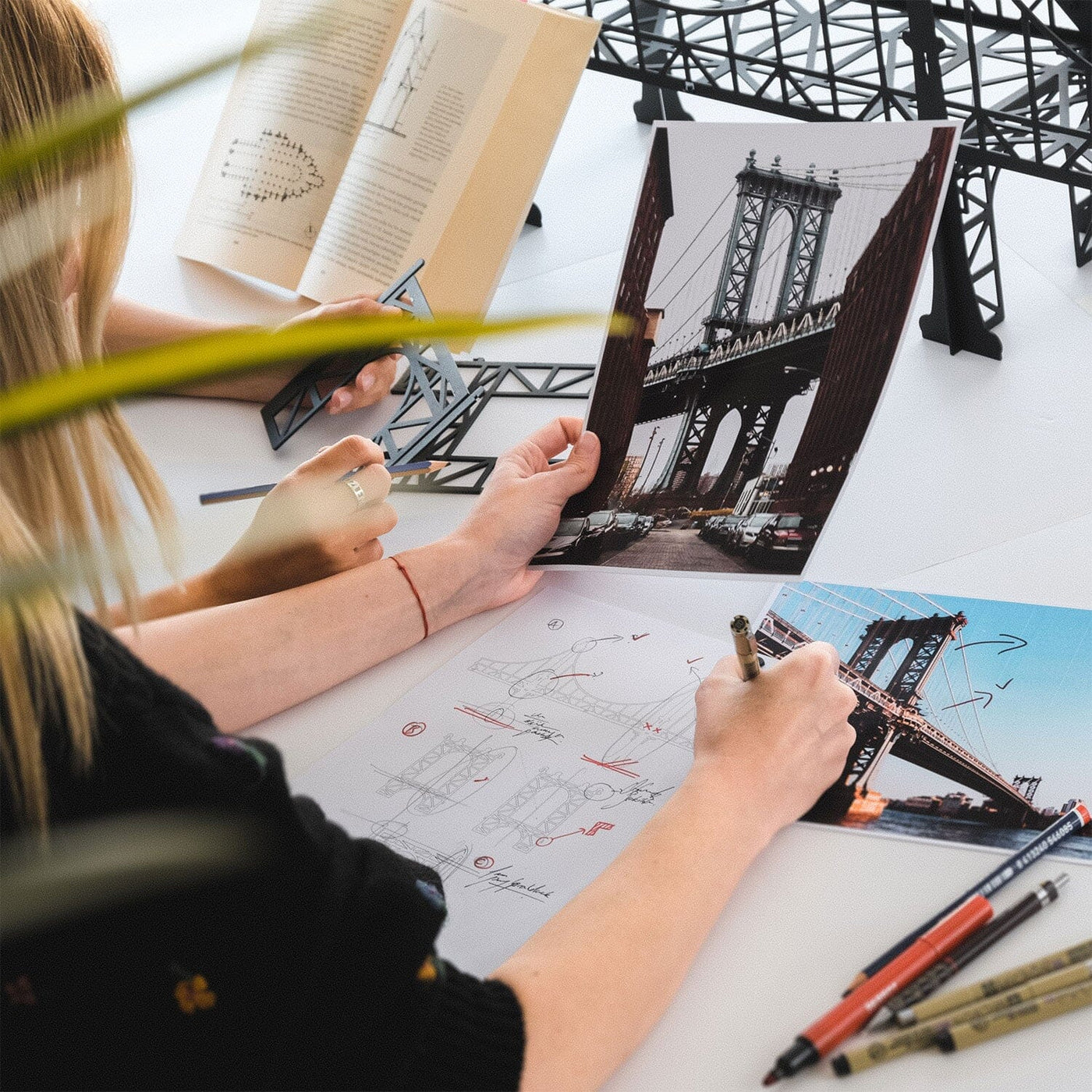 Manhattan Metal Bridge Shelf , Metal Wall Art , Hoagard.com
