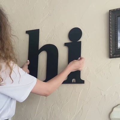 Hi Wall Hanger